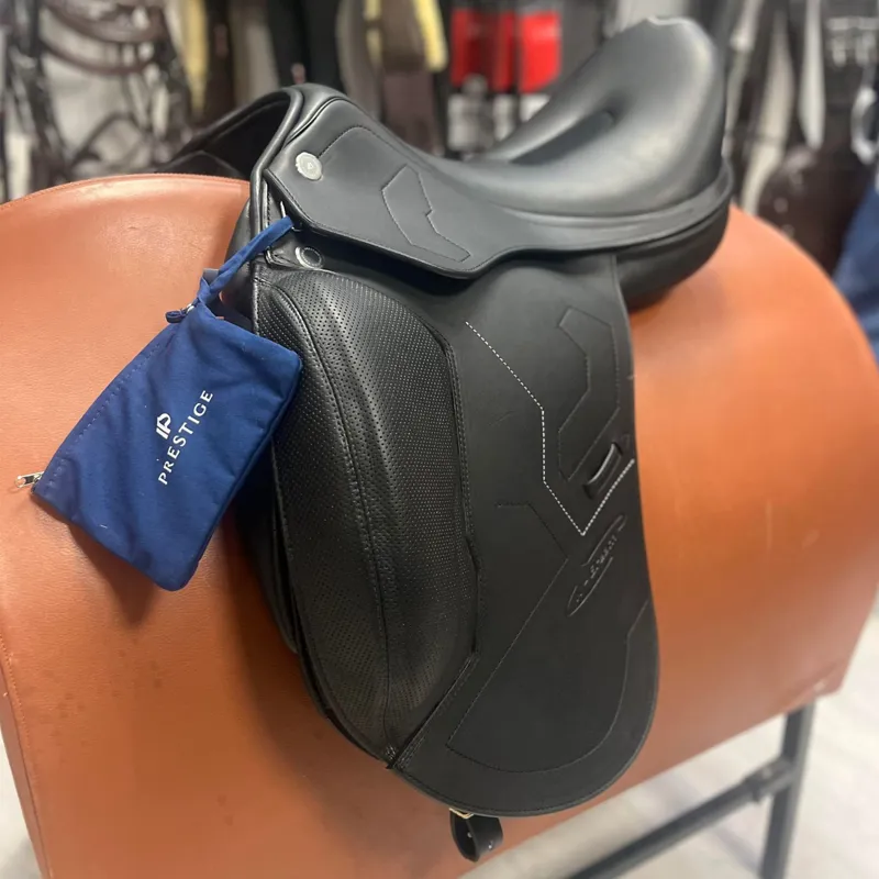 Prestige X-Breath Double Flap Dressage Saddle - Black - 17 - 34